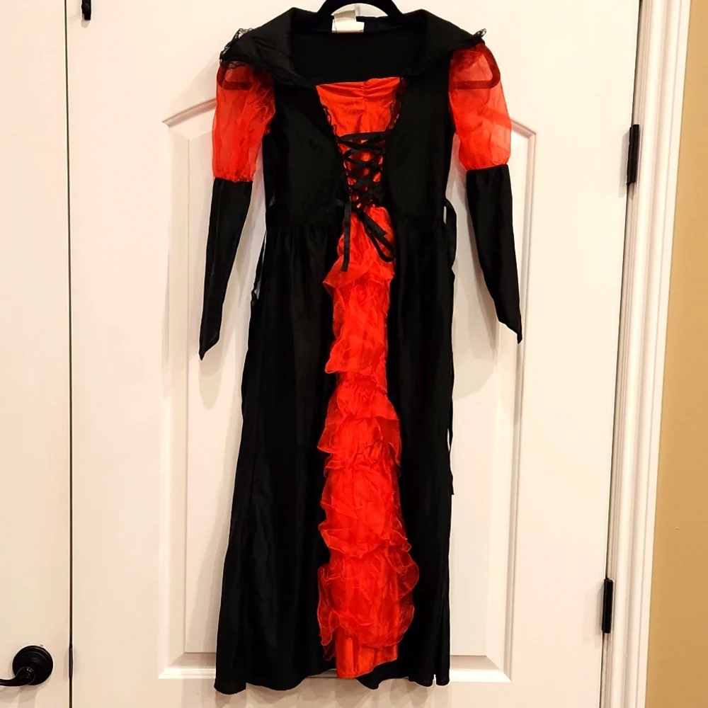 Regal Vampire Costume size M